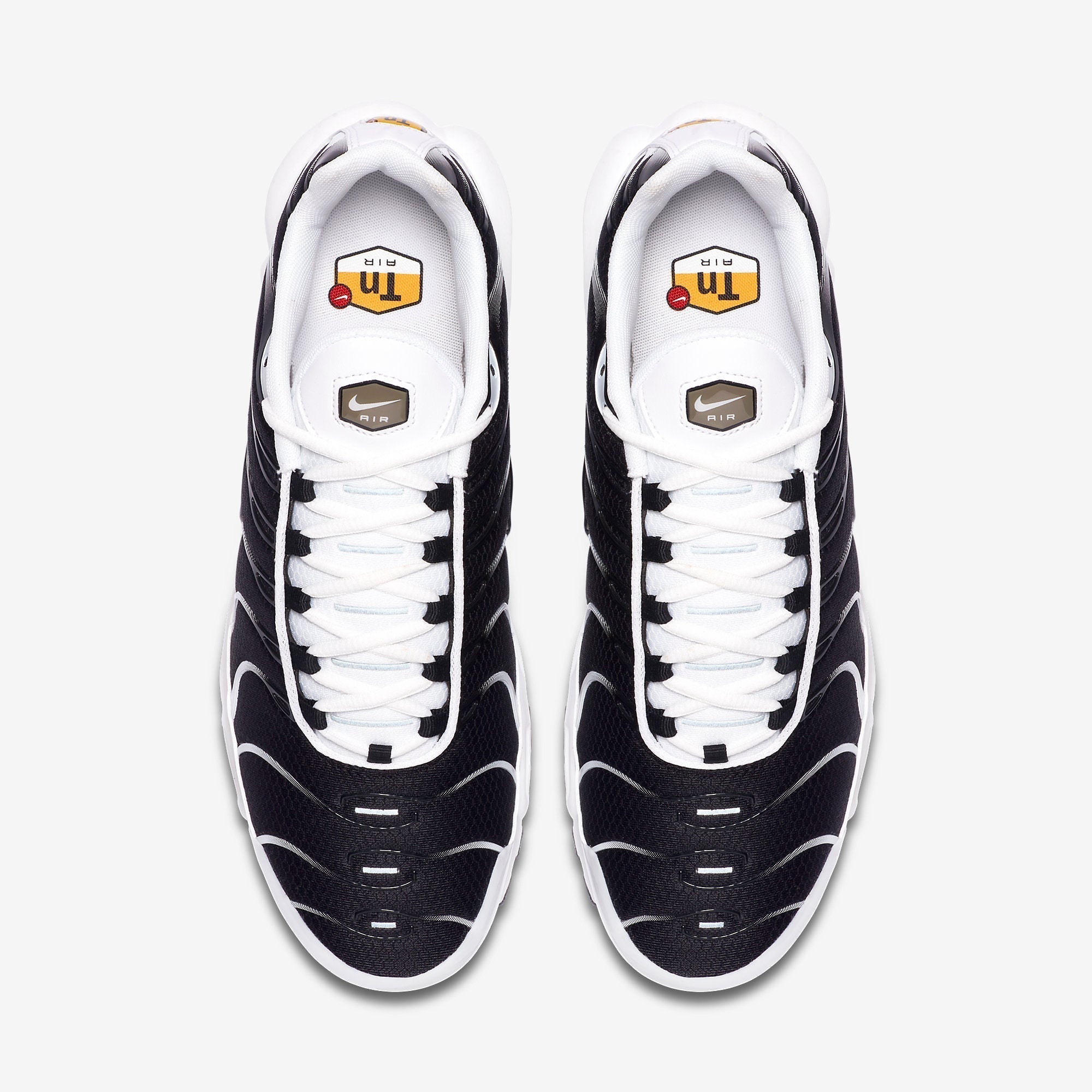 Nike Air Max Plus White Black Metallic Pewter