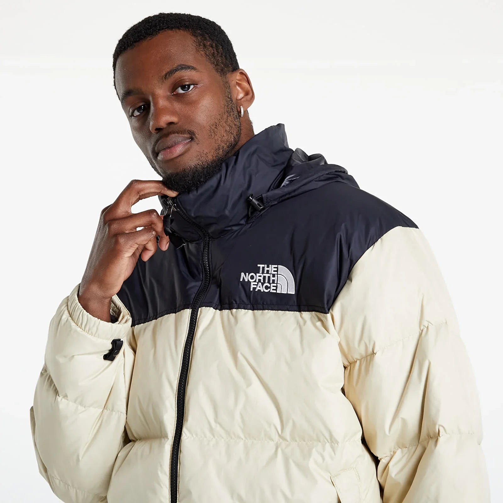 The North Face 1996 Retro Nuptse Jacket - White Dune / TNF Black