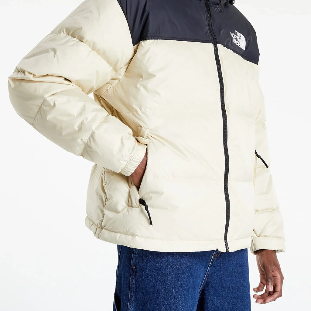 The North Face 1996 Retro Nuptse Jacket - White Dune / TNF Black